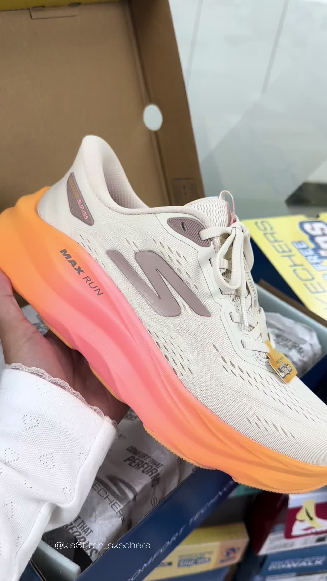 @K.S6titchSkechers