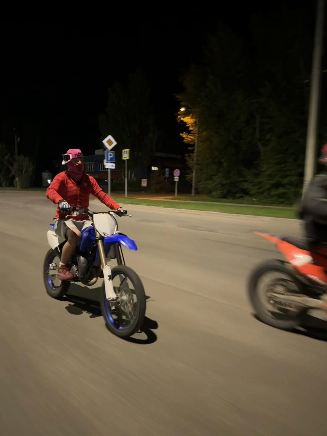 @swarovskiy🤫