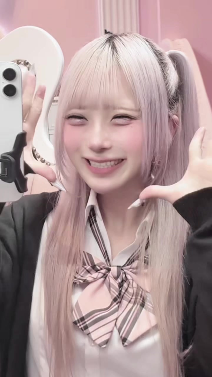 @しおりんぐ♡