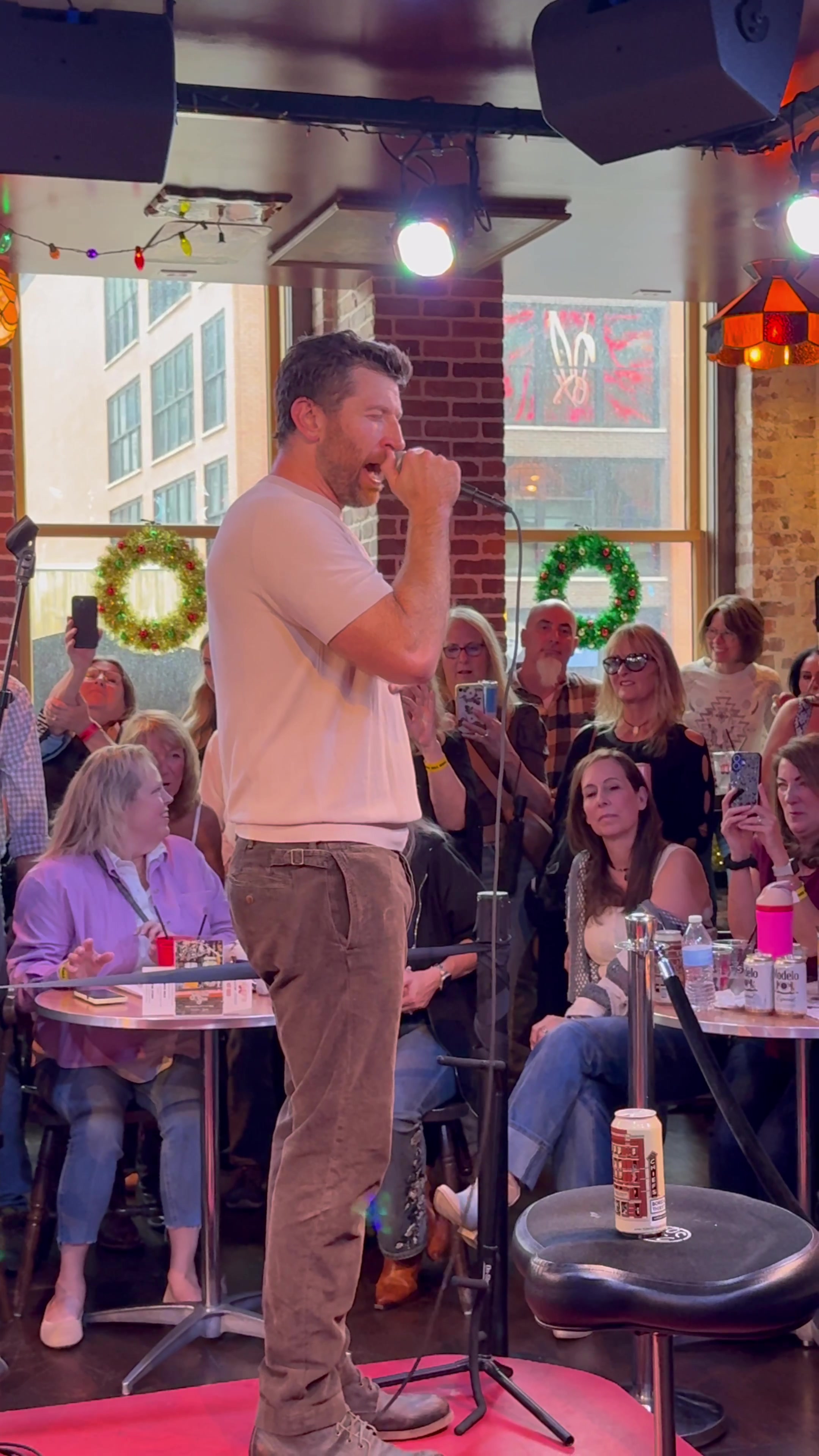 @Brett Eldredge