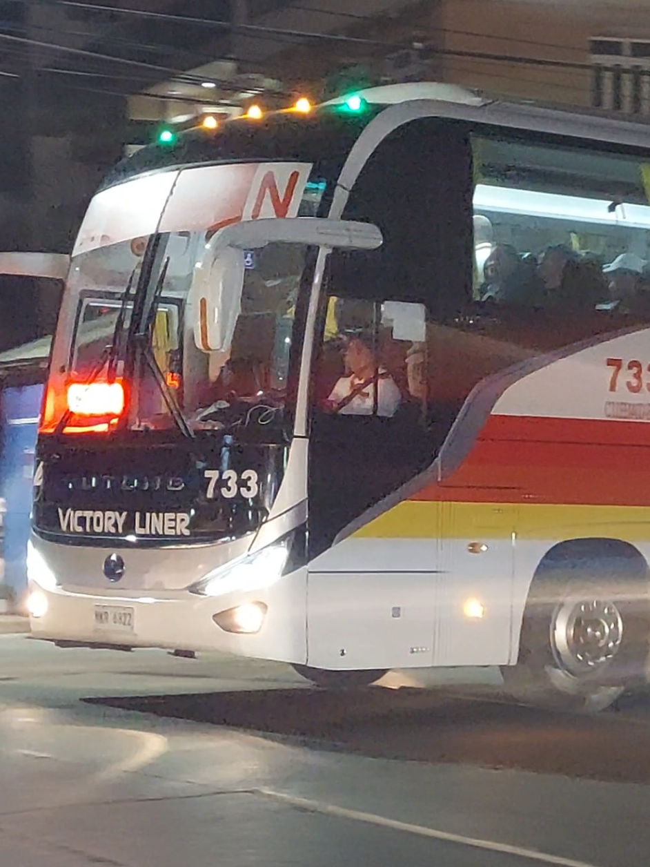 @𝘊𝘢𝘭𝘦𝘣🛩🚍𝘚𝘱𝘰𝘵𝘵𝘦𝘳