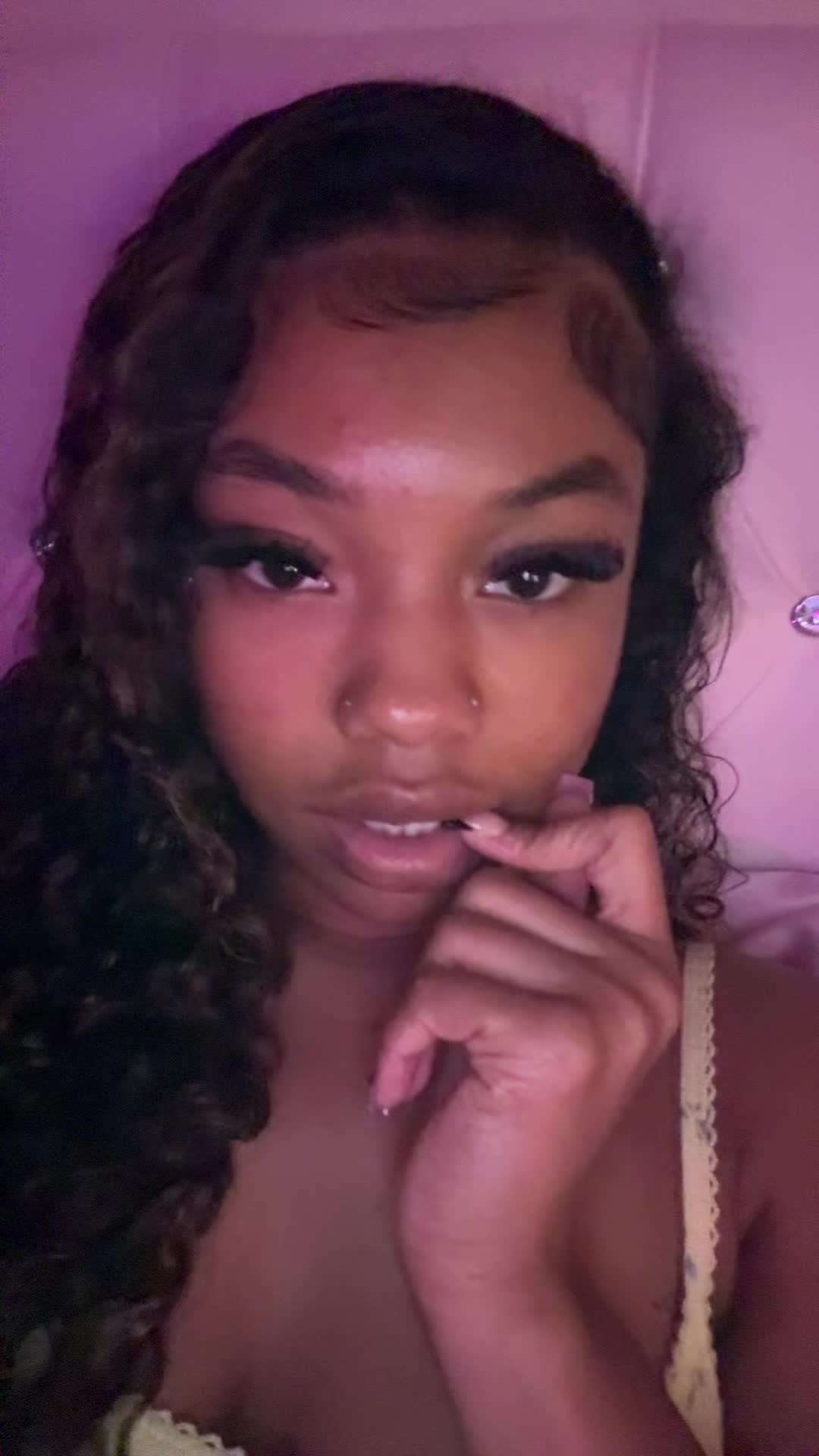 @hai bae! °❀.ೃ࿔*