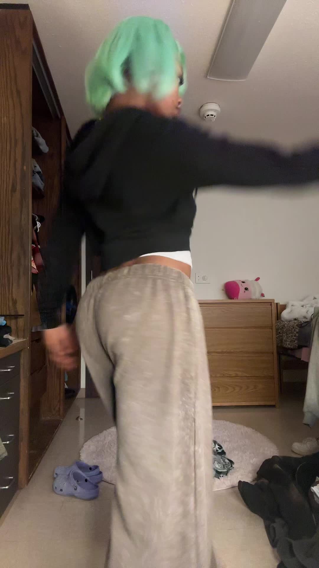 @keeliss