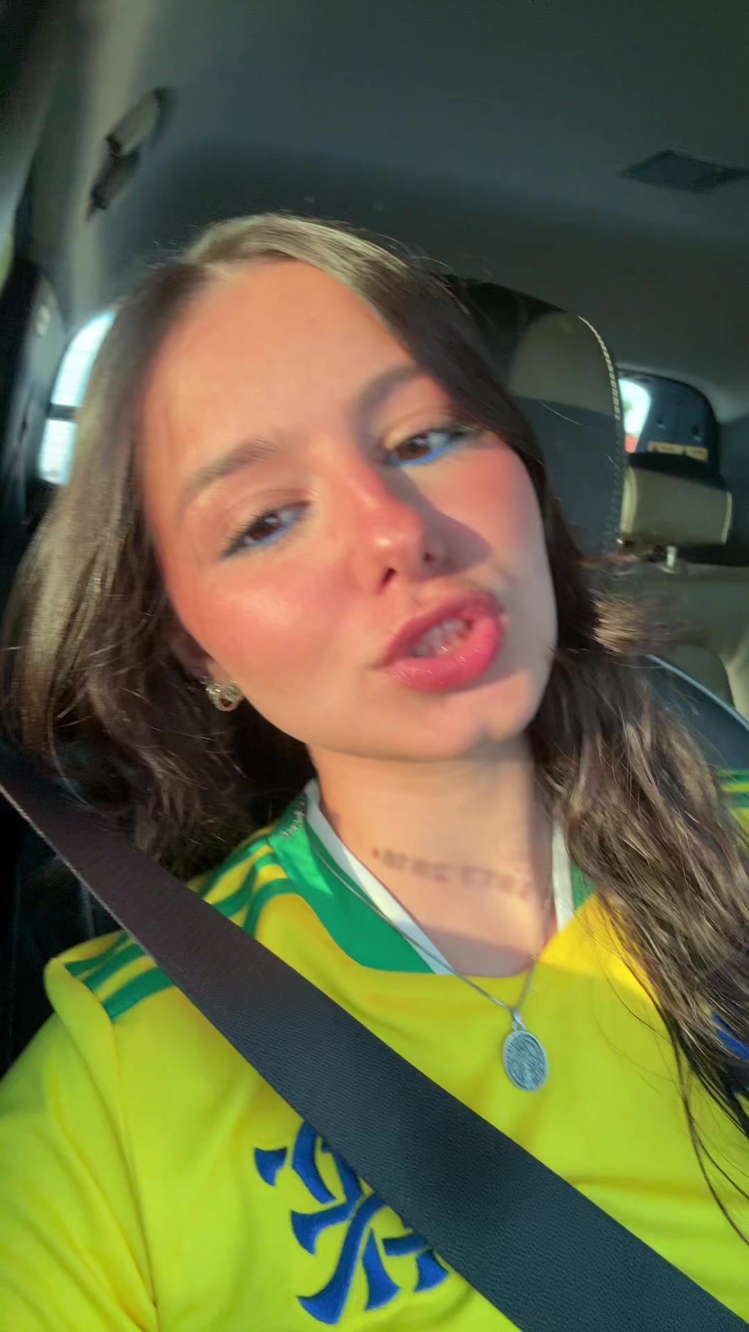 @Luiza