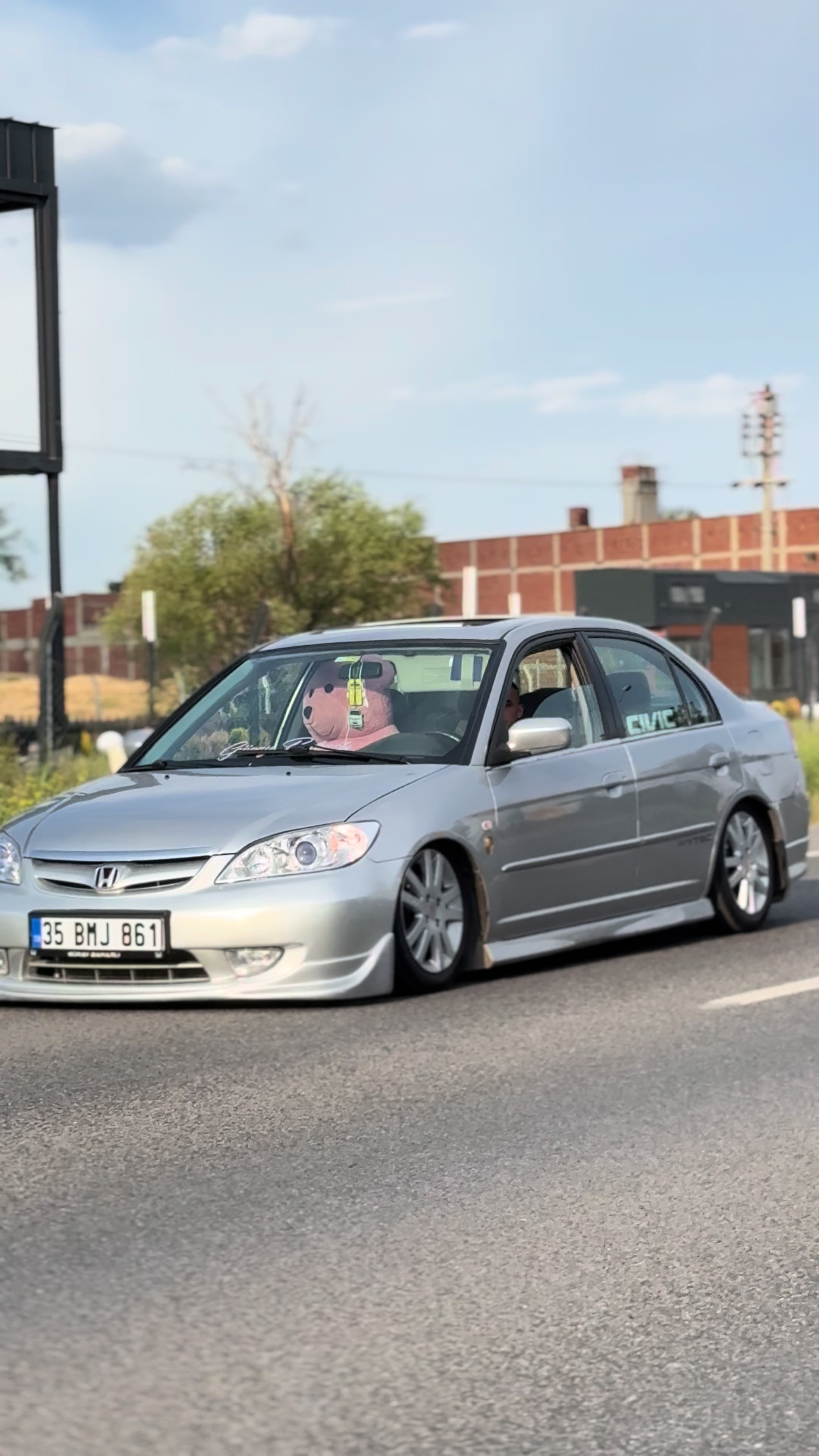 @Güray Baharlı