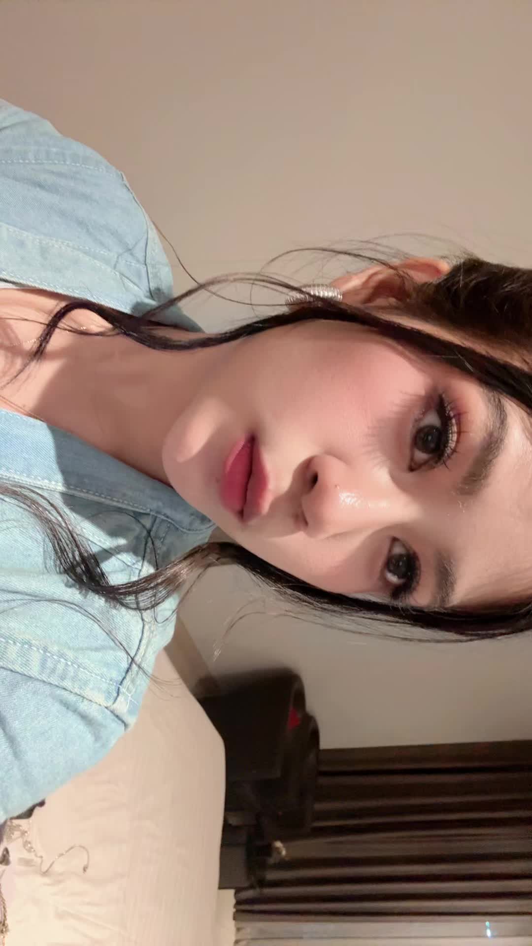 @lalapyuwiu