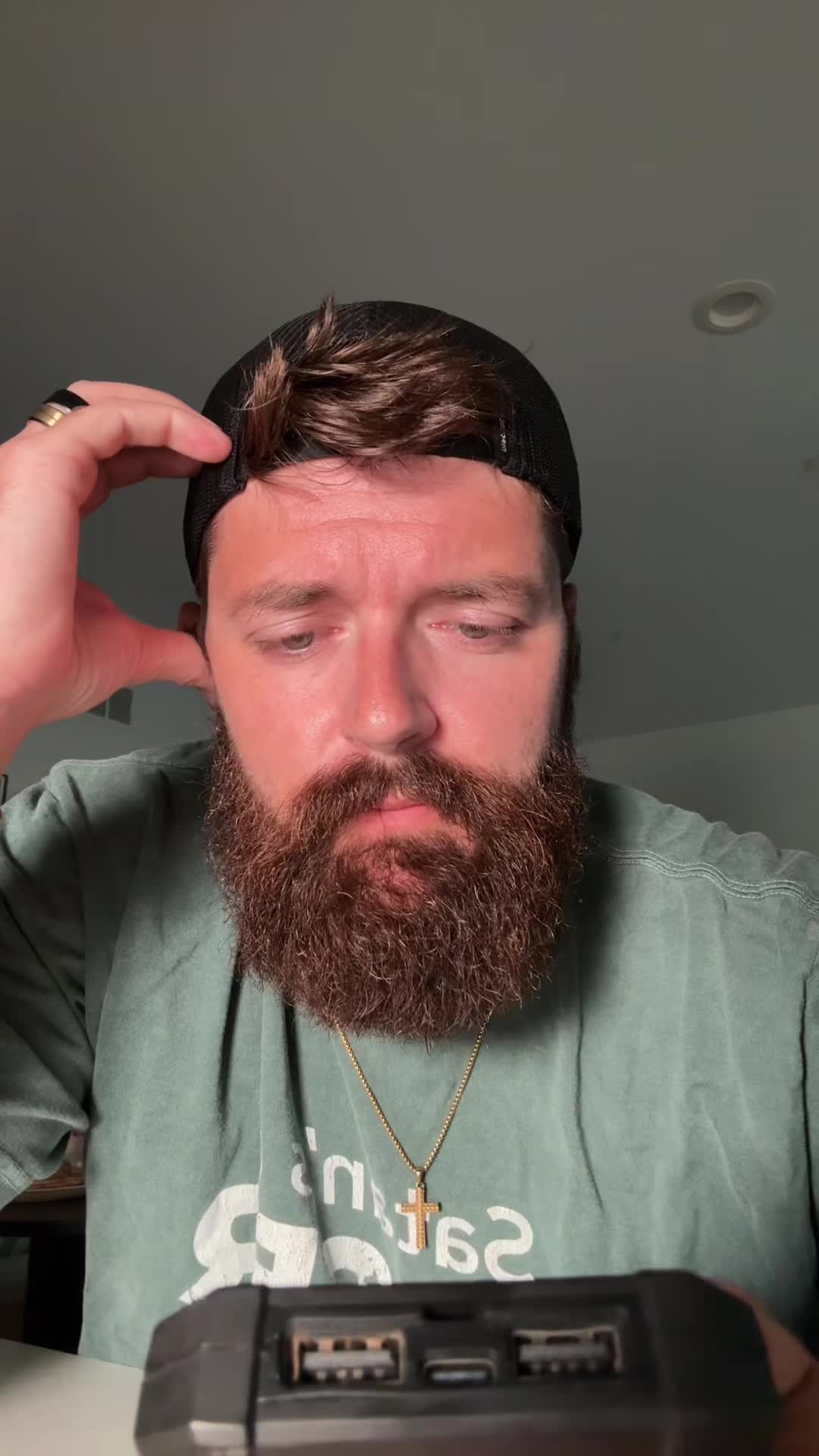 @r3alism_0fficial
