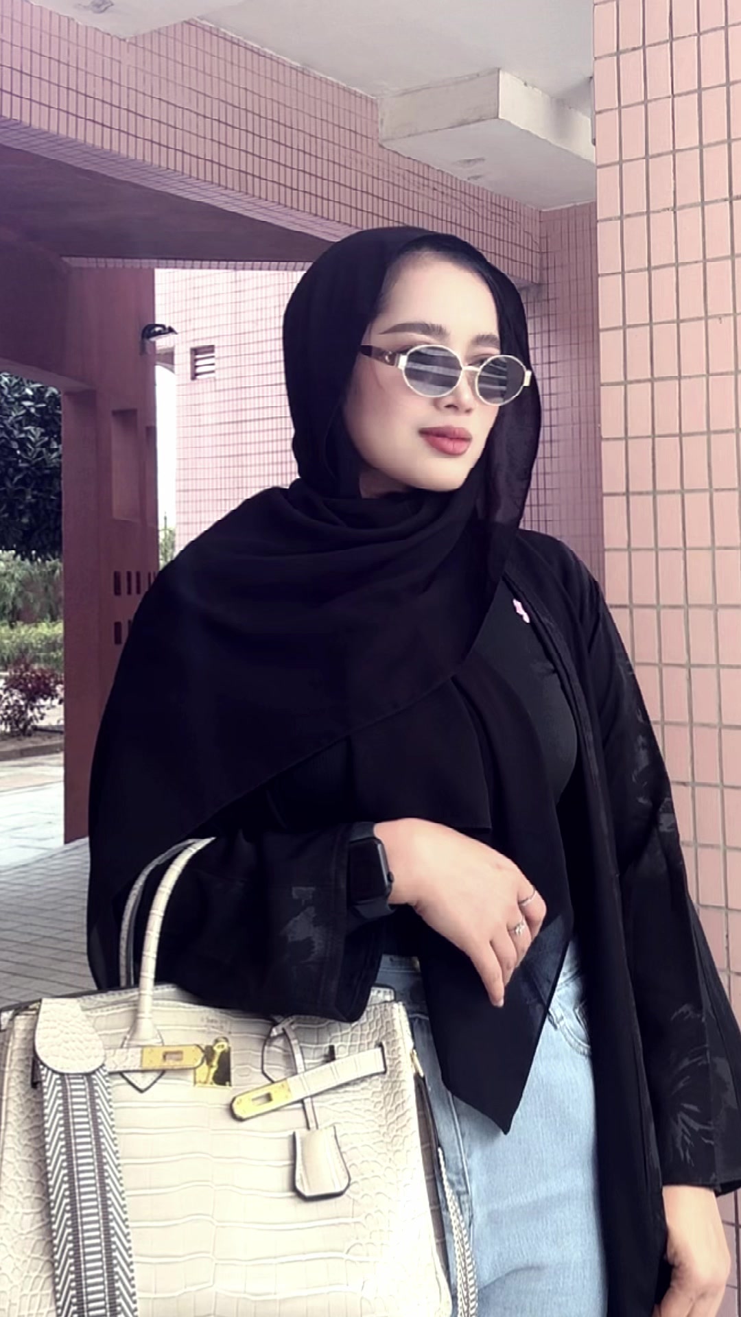 @Kanjeng Ratu🇭🇰🇮🇩