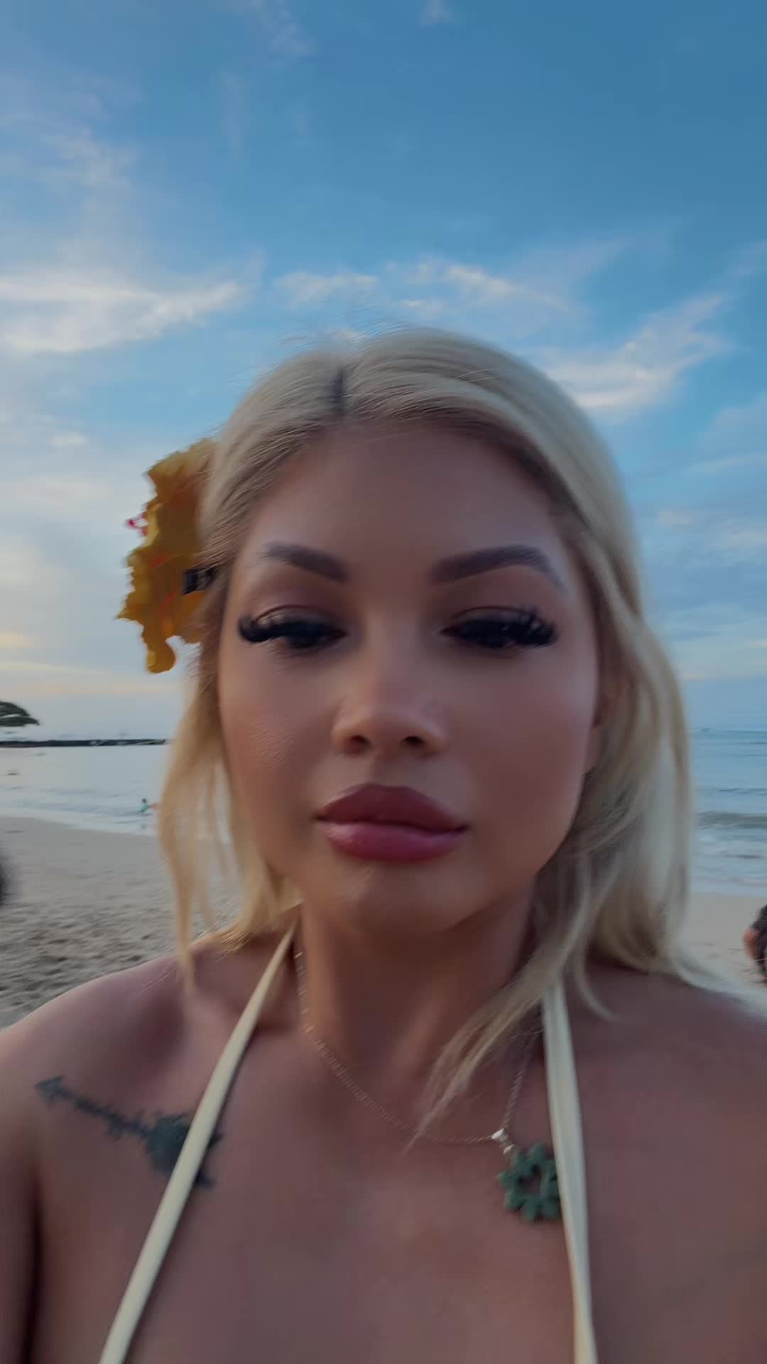 @J E N N N N N