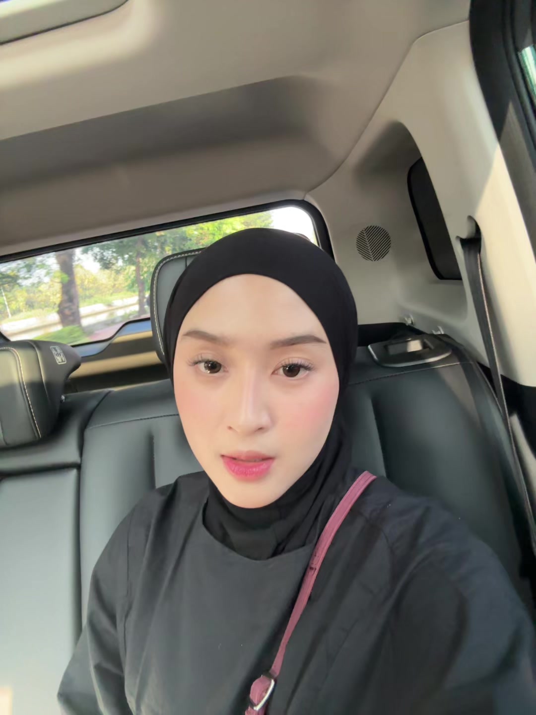 @𝑴𝒂𝒓𝒊𝒕𝒛𝒂༊