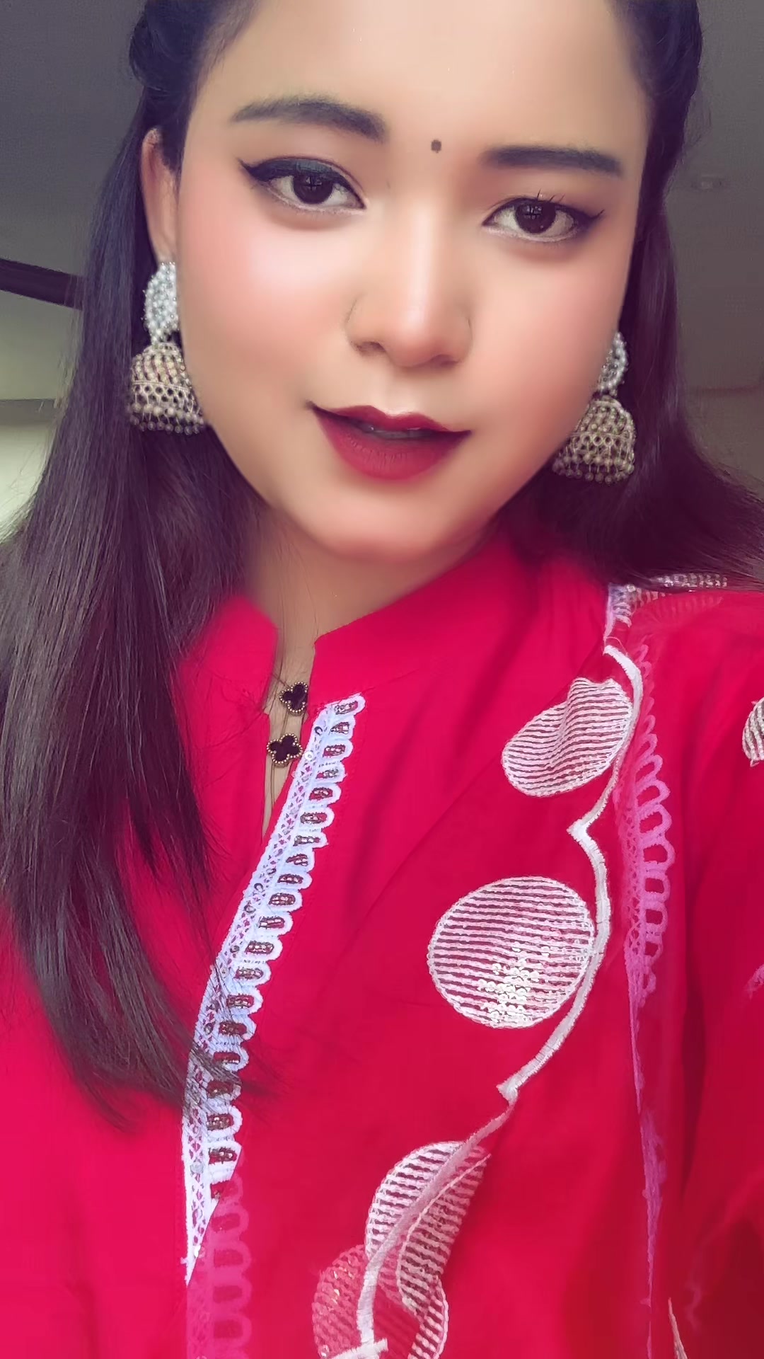 @Simran pariyar🎵