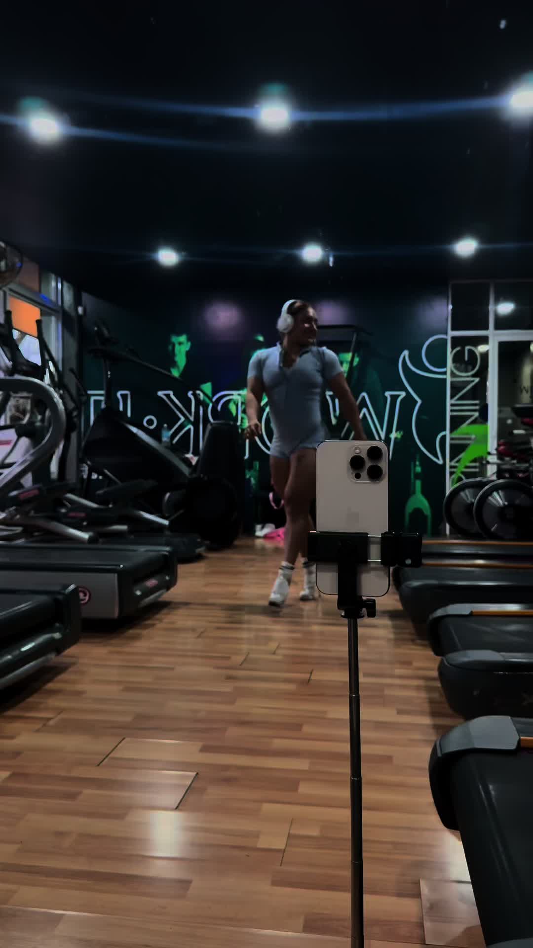 @❤️🏋️&zwj;♀️wonder woman🏋️&zwj;♀️❤️