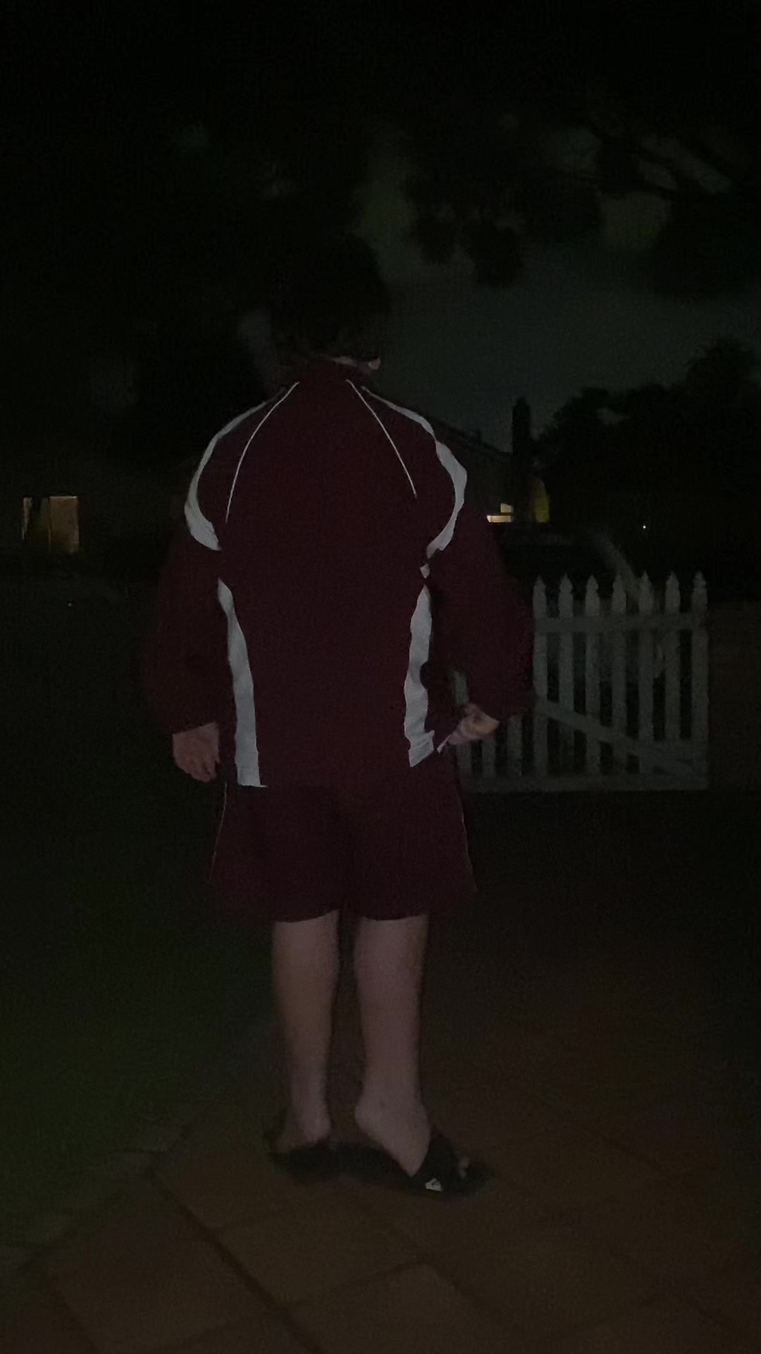 @B?