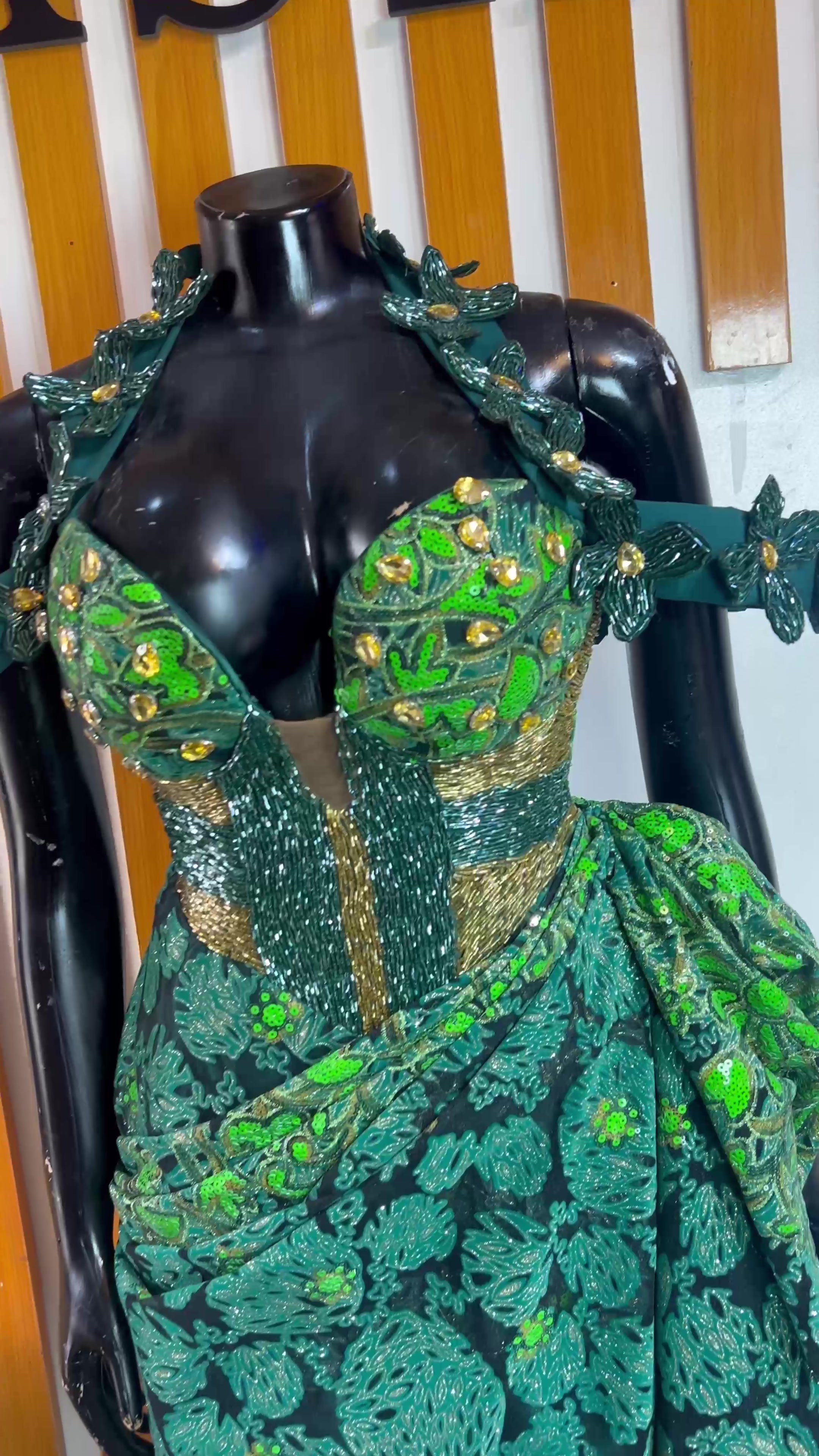 @rosabelfashion_hub