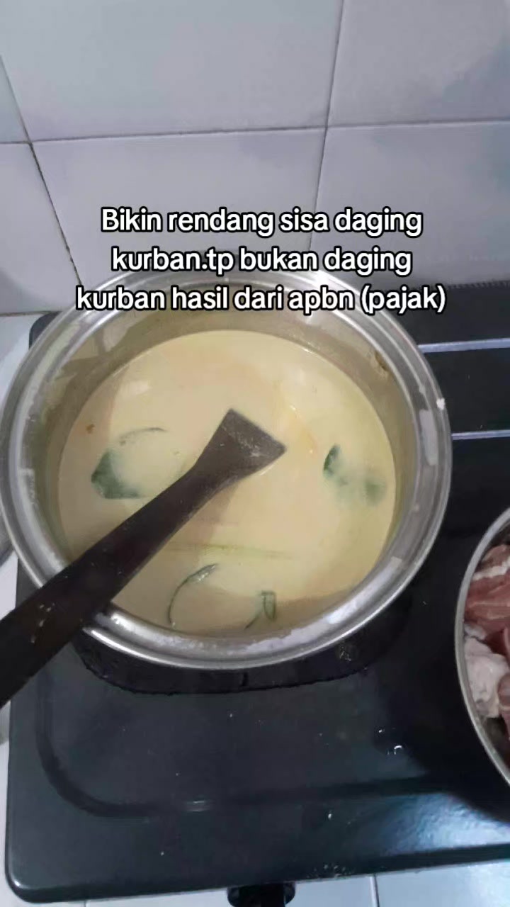 @Harry *kiling*