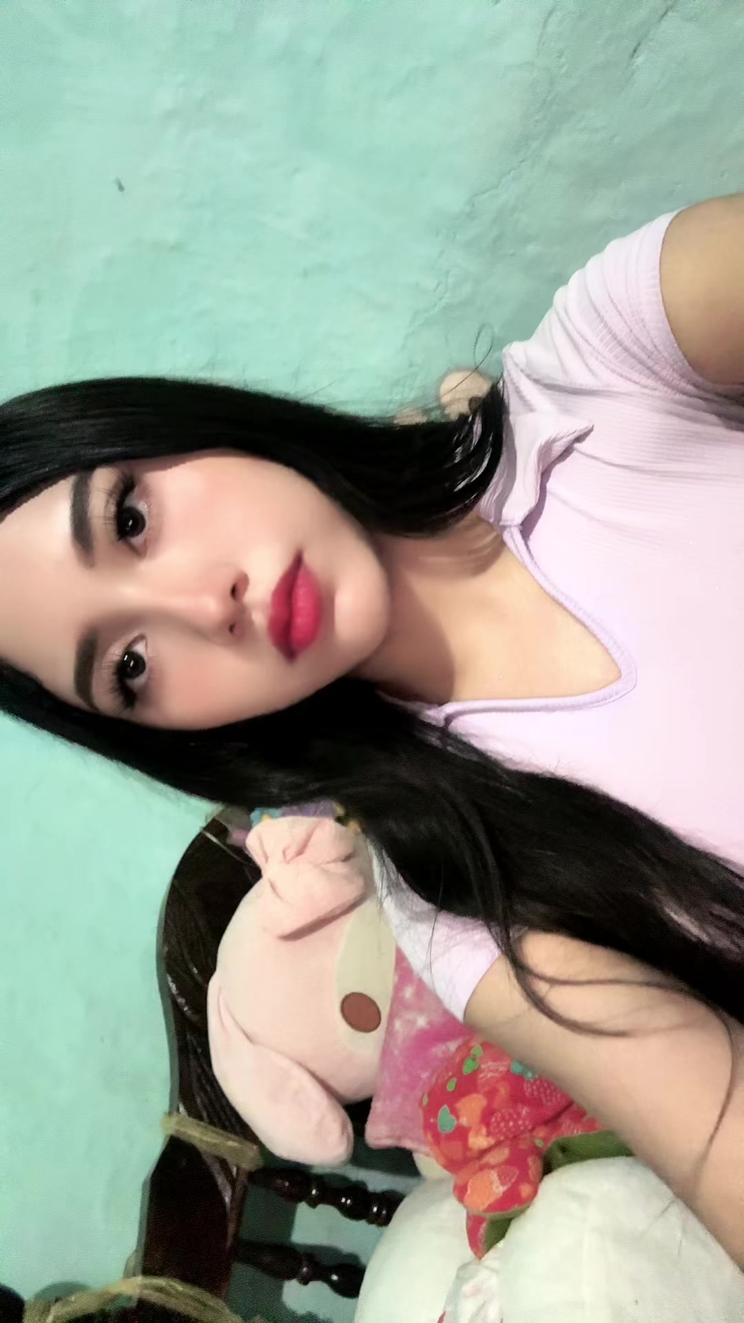 @Sherlyn🎀