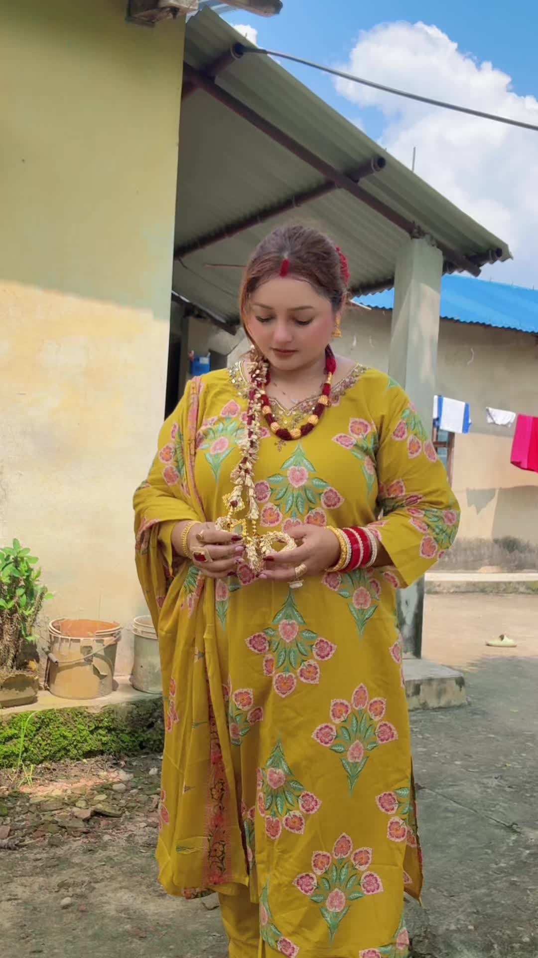 @Jyoti Gahatraj