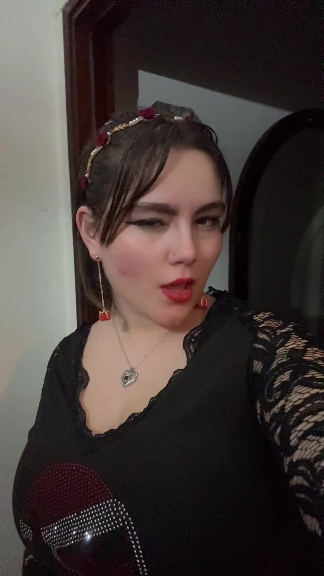 @lucia🐍🖤