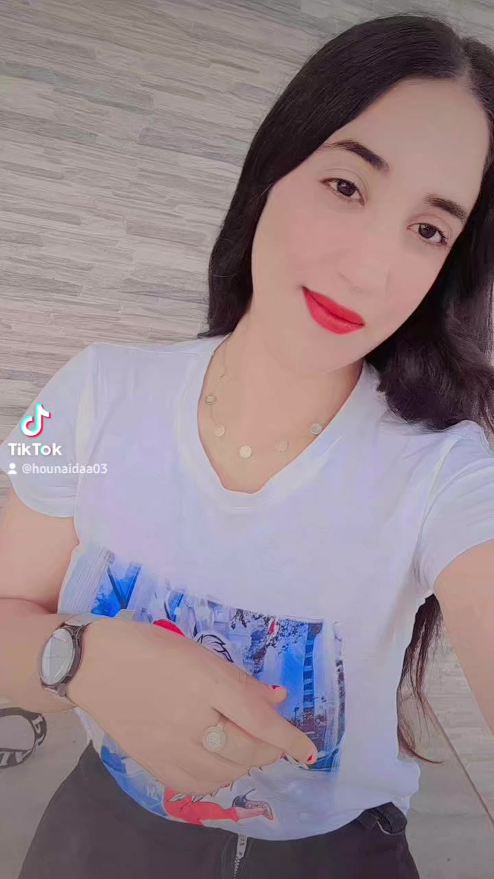 @Hounaida