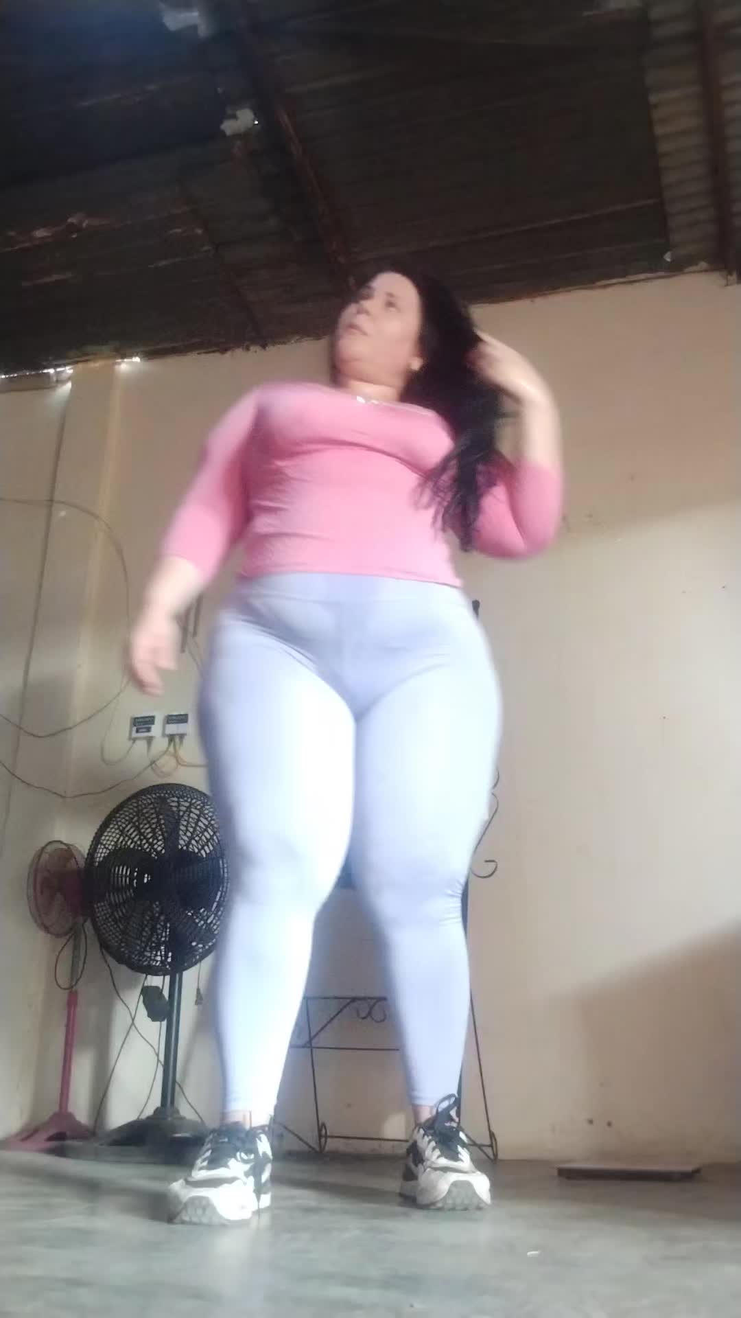 @la Do&ntilde;a gata