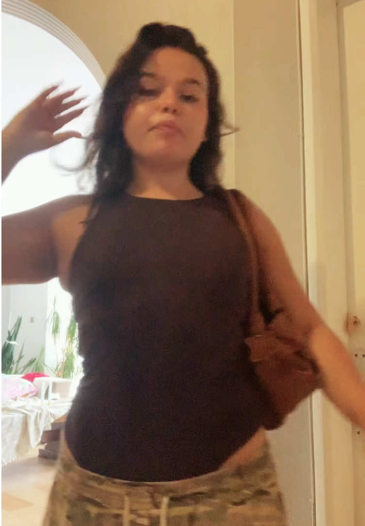 @ellaroumenov