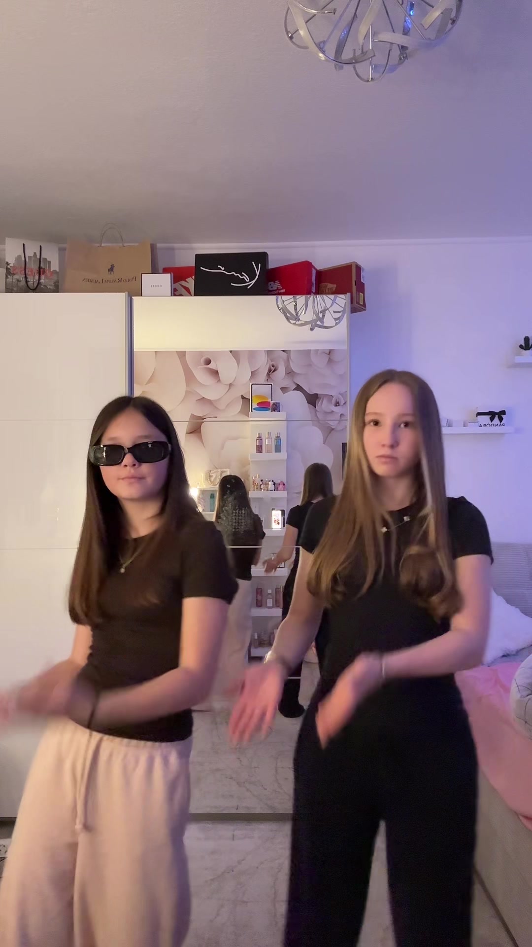 @𝑳&rsquo;🪼