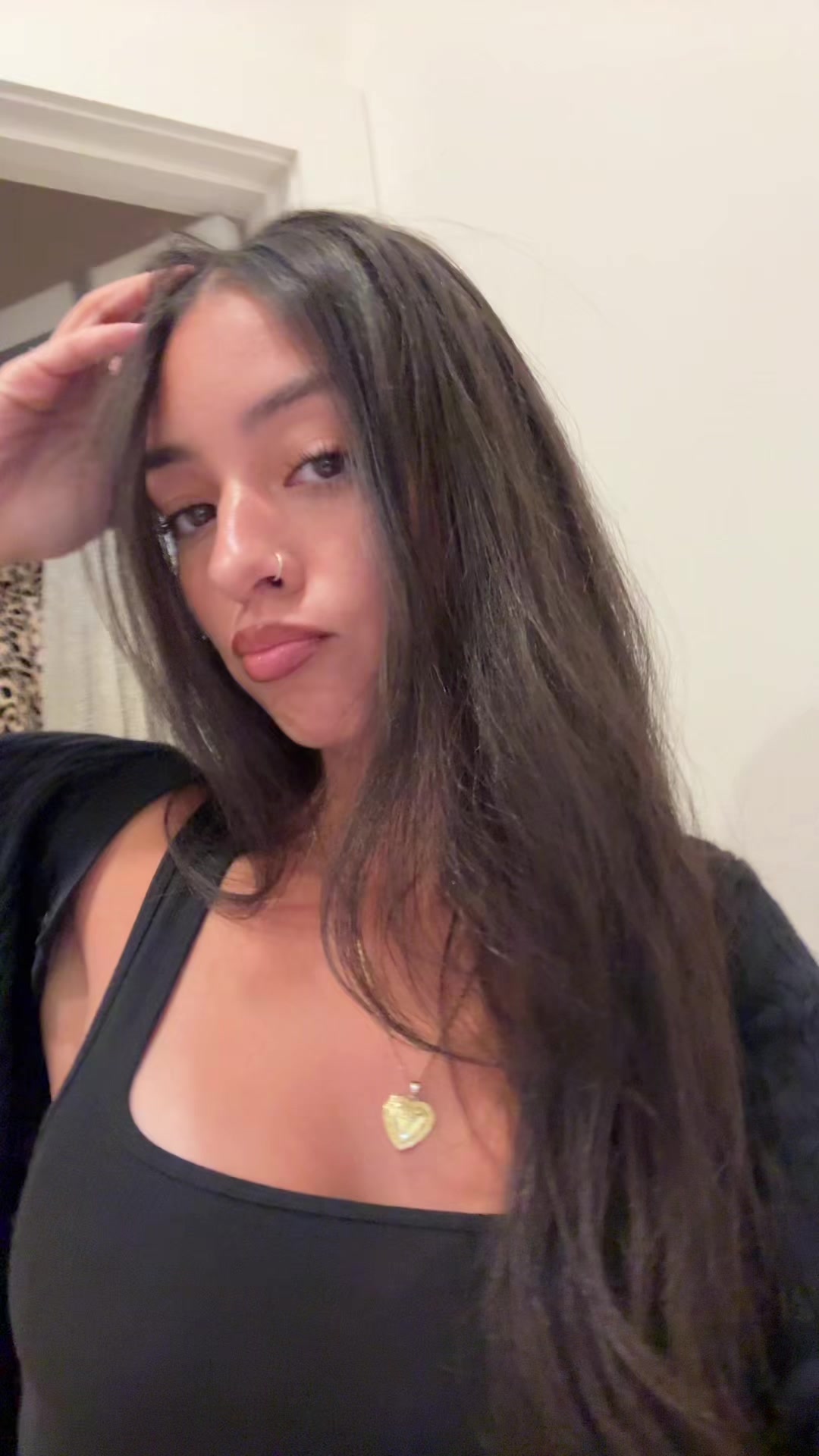 @<3