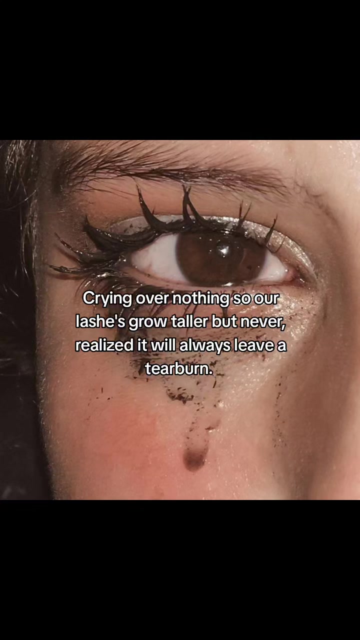 @🐚✩𝓒𝓸𝓵𝓵𝓮𝓮𝓷 _𝓬𝔂𝓻𝓪✩🐚