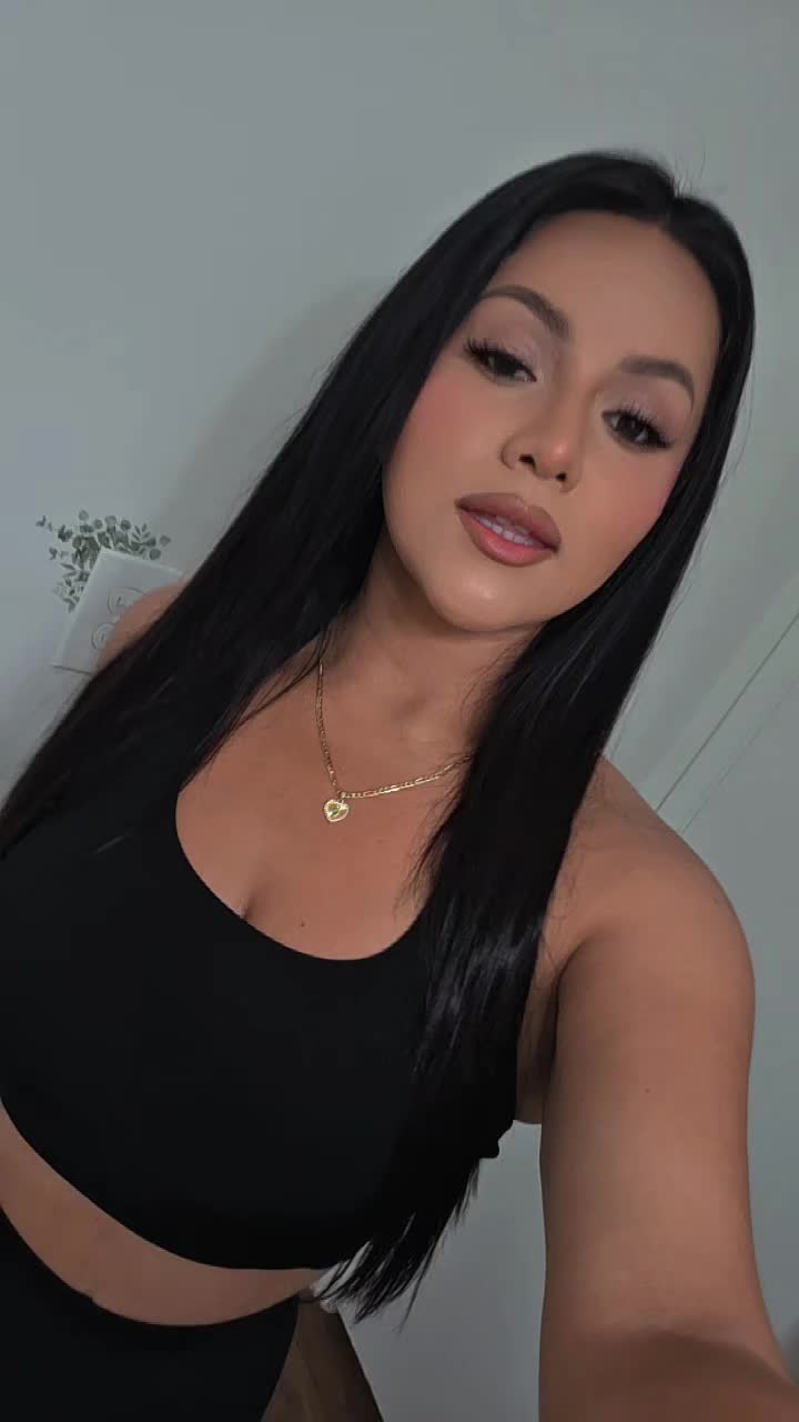 @Evelyn Enriquez 💋🖤