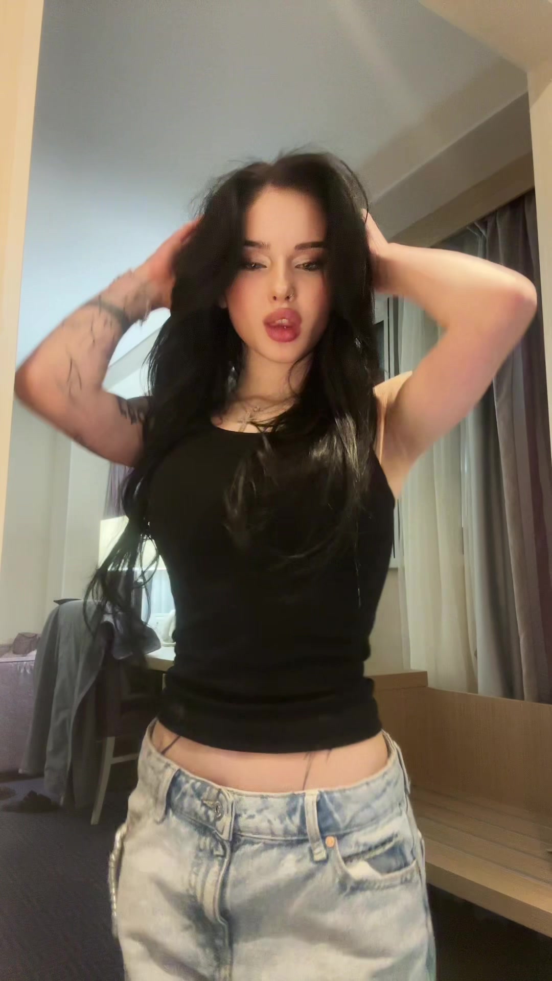 @𝓙_𝔃_𝓴𝓮𝔂