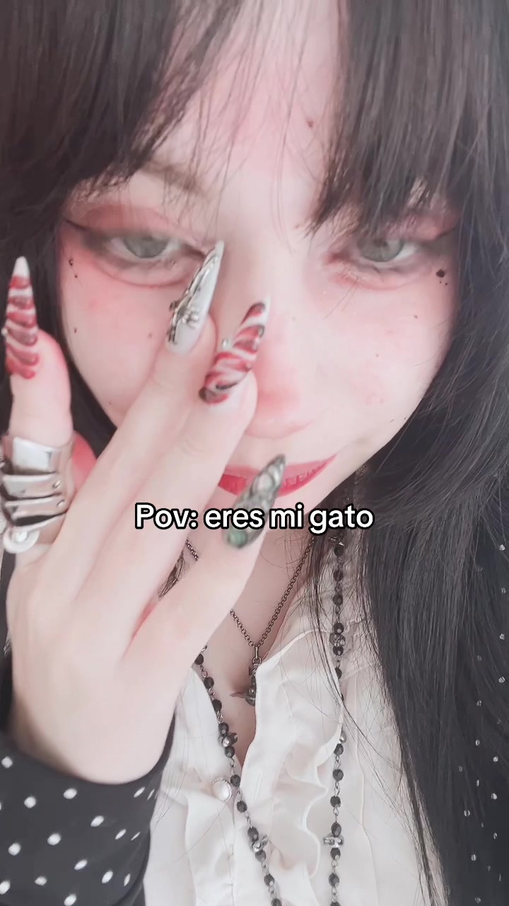 @Poniko