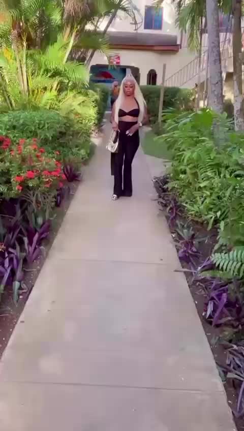 @sham🦋🙏🏻