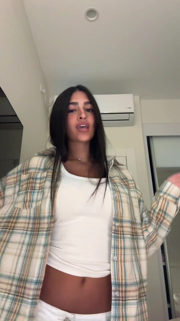 @MikaHazan