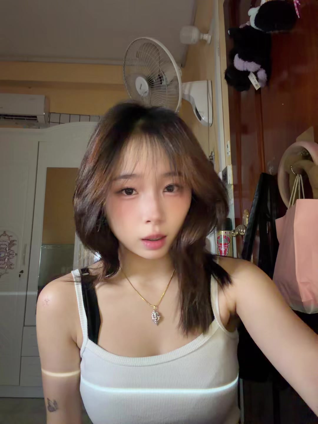 @Emi Ly🐹ྀི