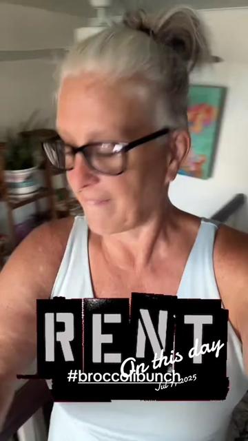 @Laurablueeyes74