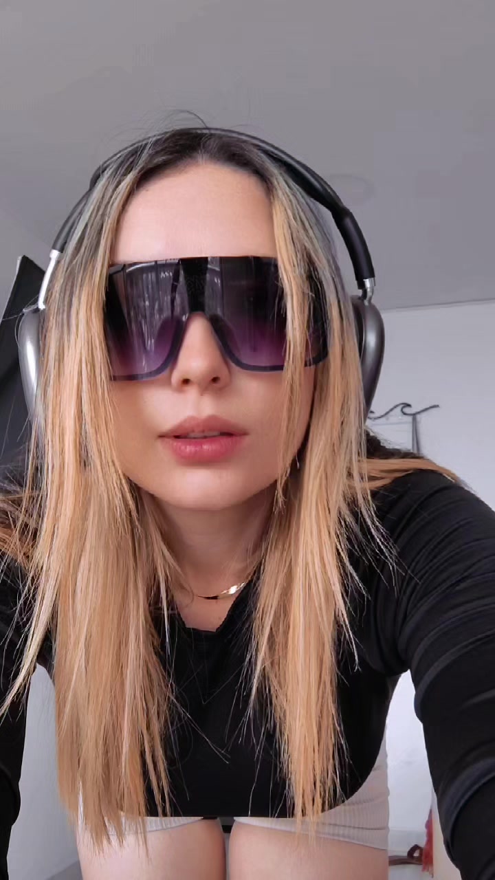 @lauraagu🖤🤟🏻🦂