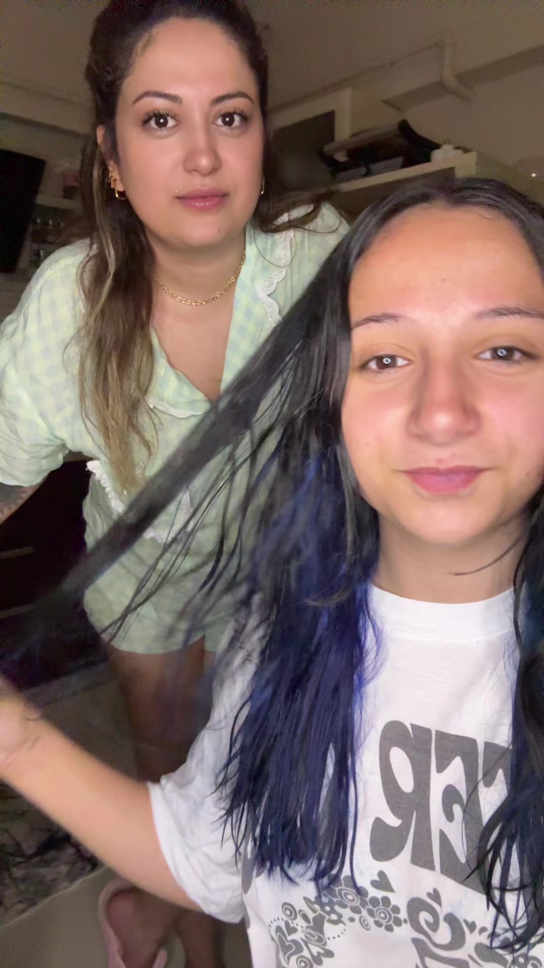 @Oykuece