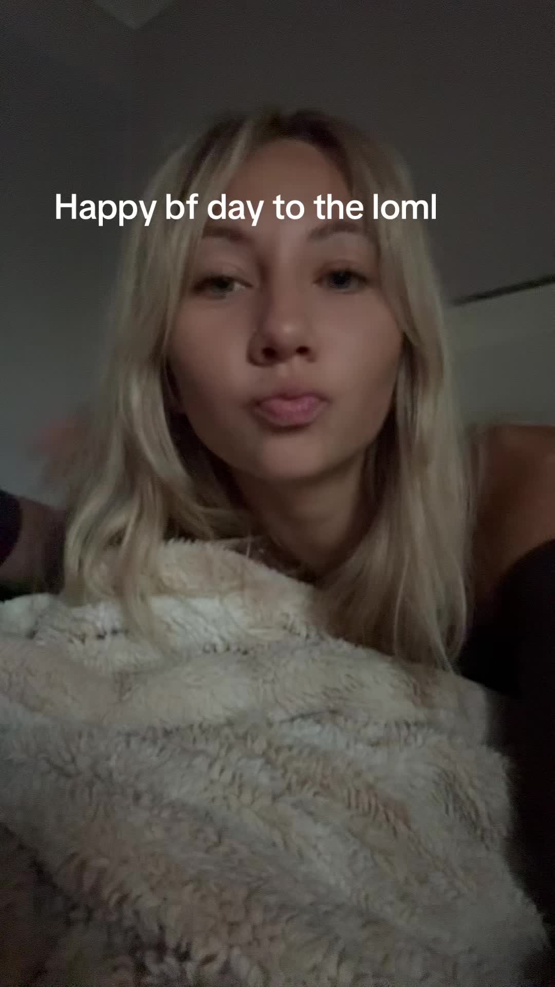 @d🦢