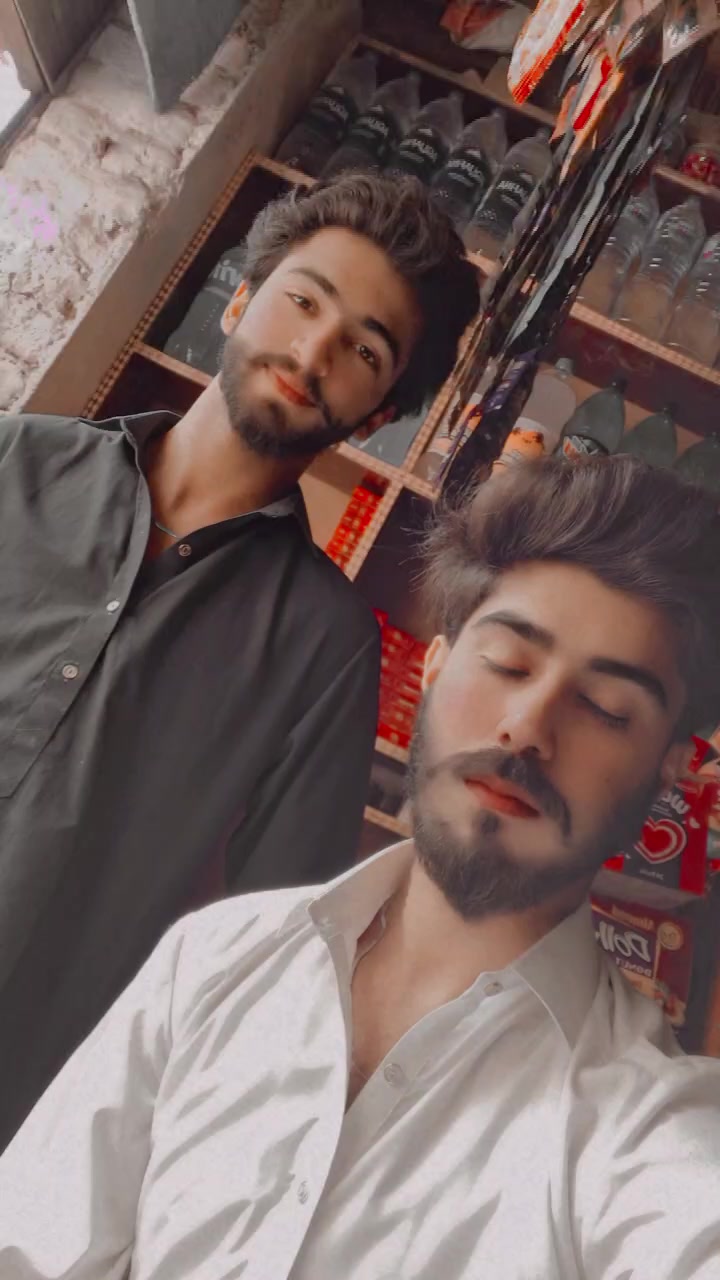 @🙉shahroz🙈