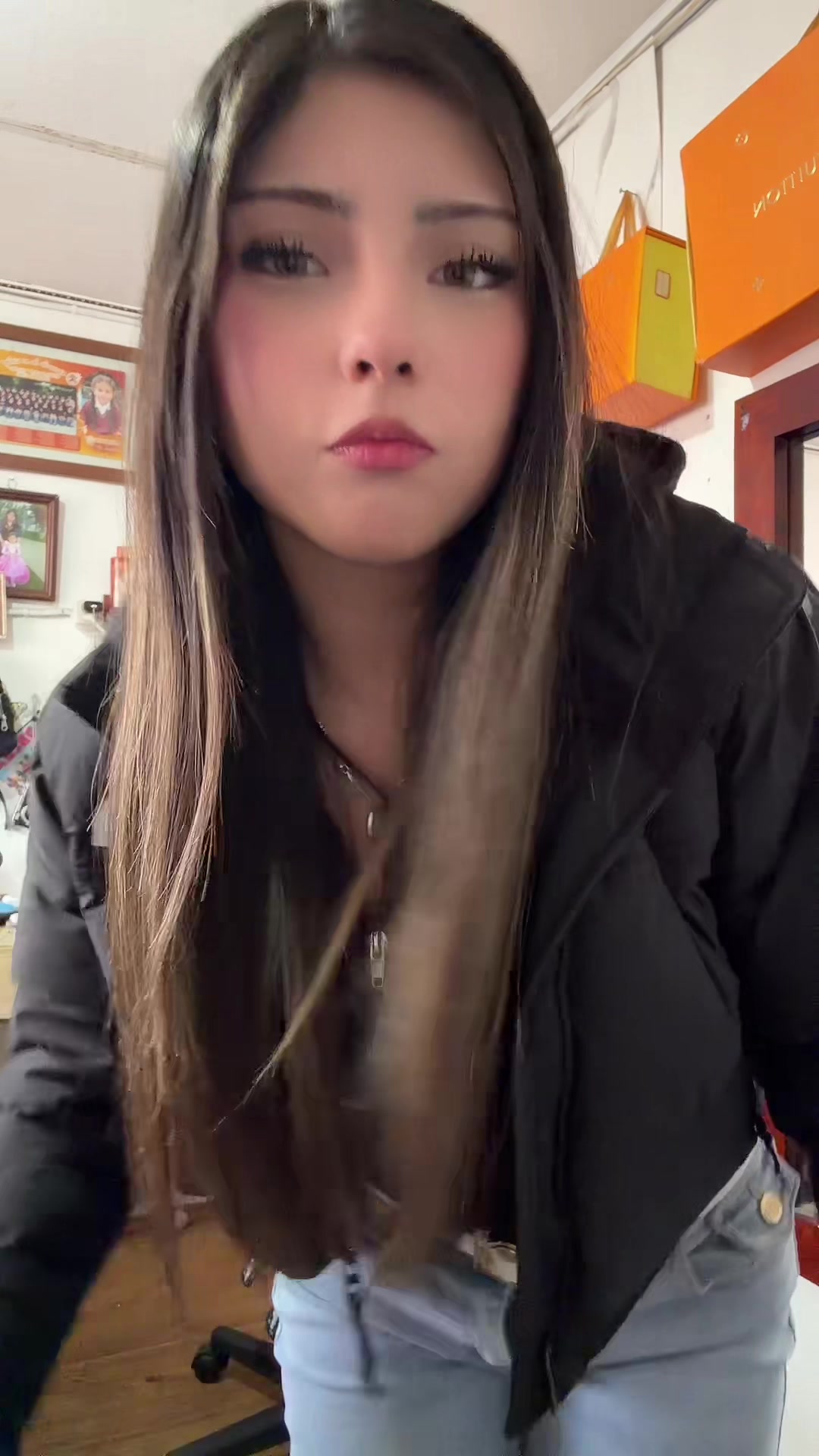 @𝐌𝐚𝐝𝐞𝐬𝐢𝐭𝐚