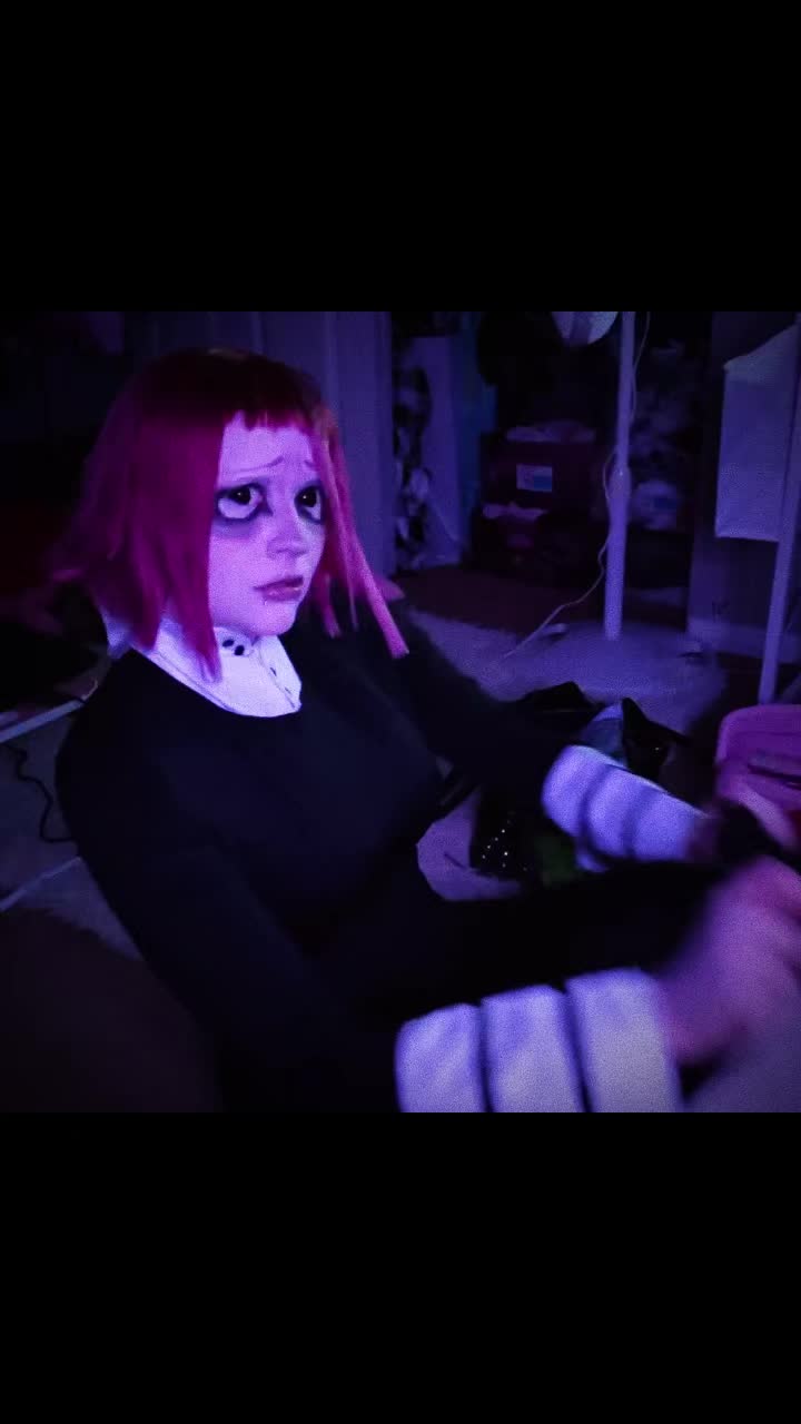 @ᛝ