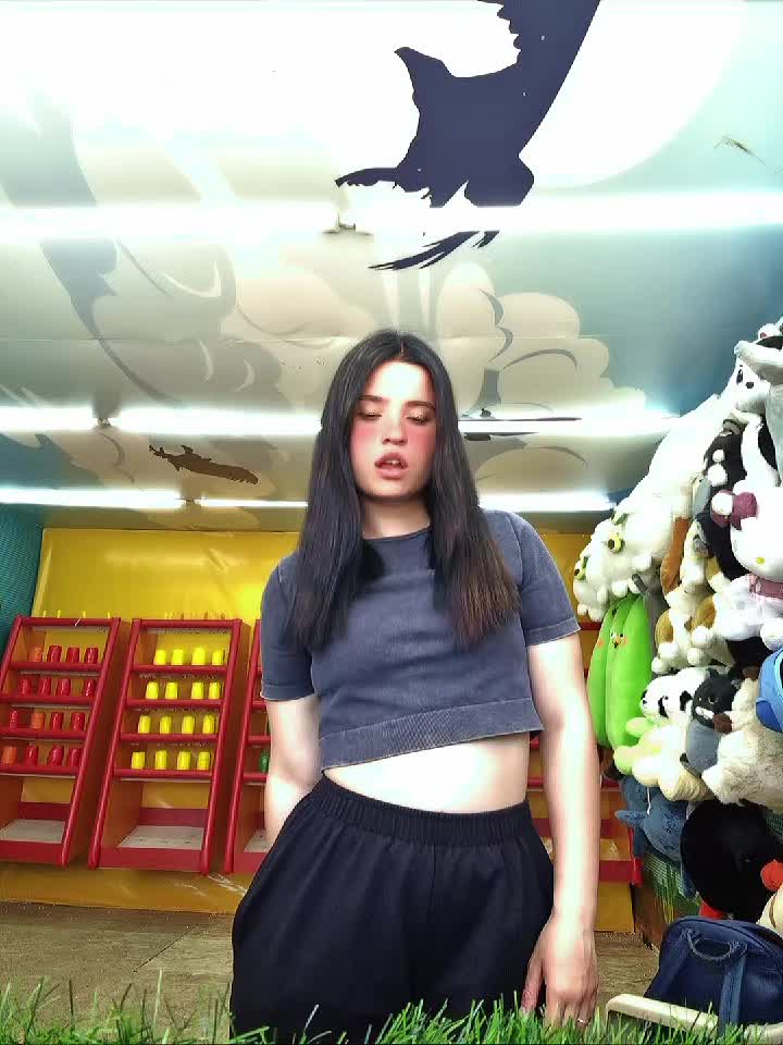 @Angel_Grez