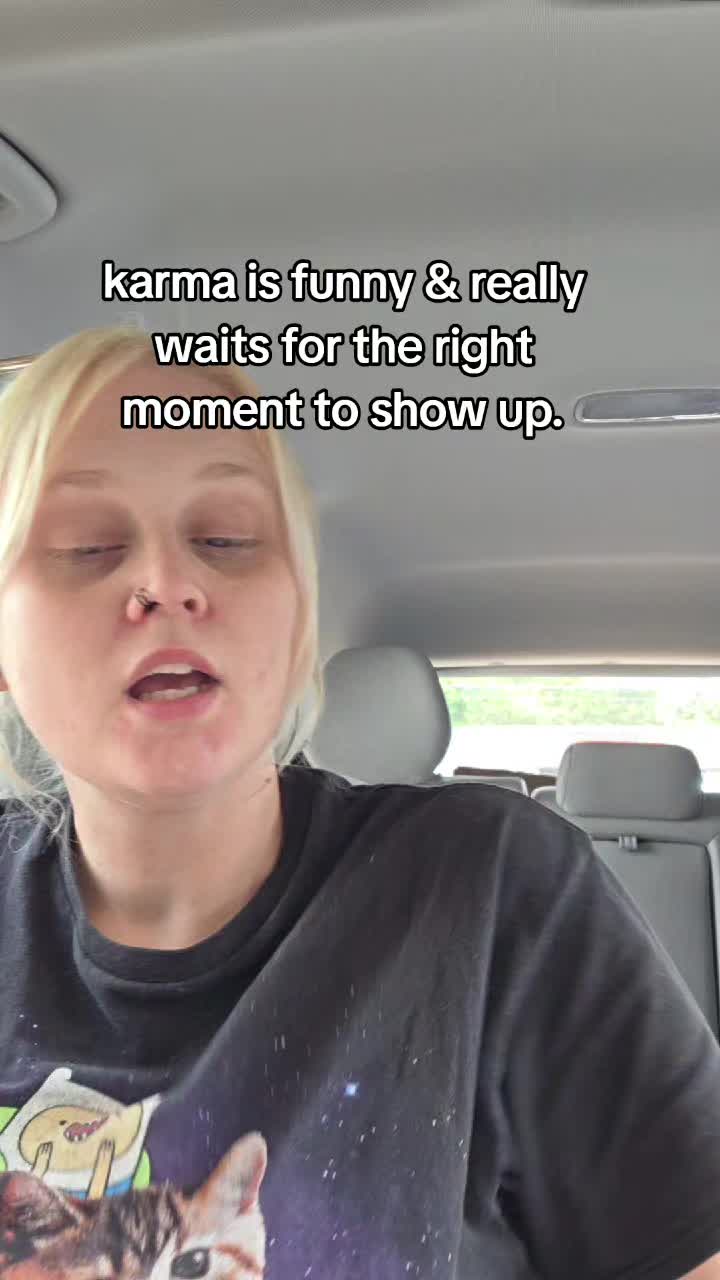 @EmieWonders