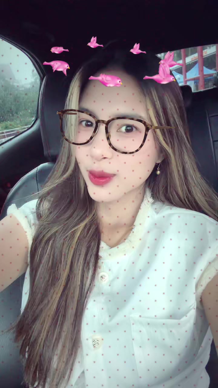 @xoxoxxixixi