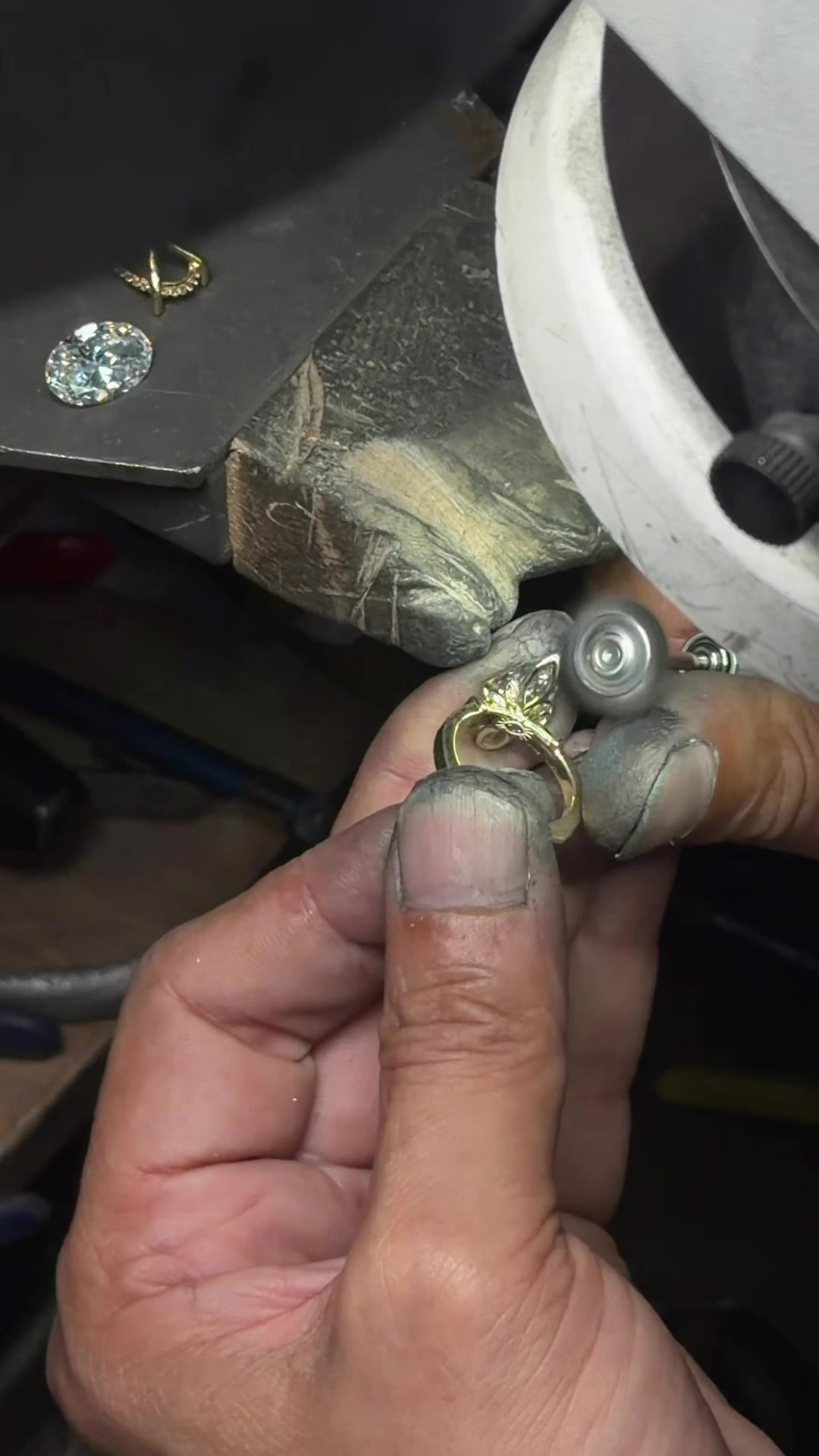 @zevarcustomdiamonds