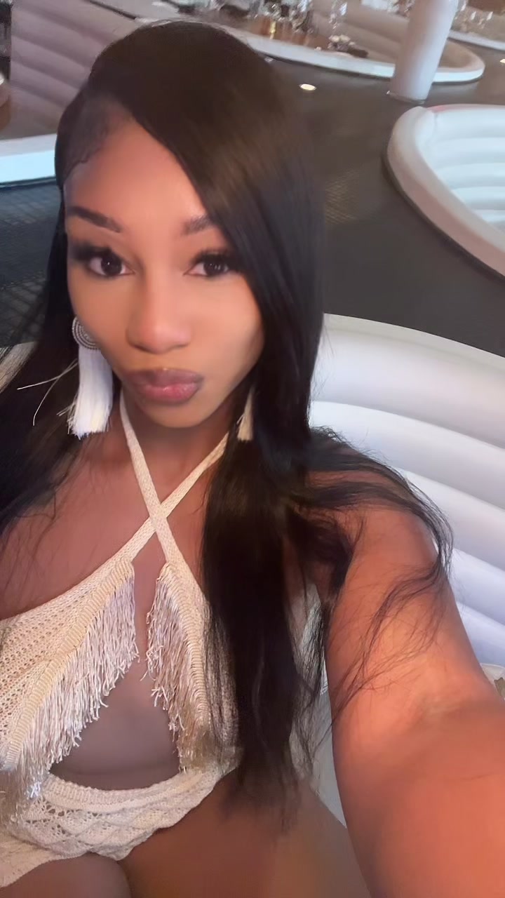 @jassfineass_