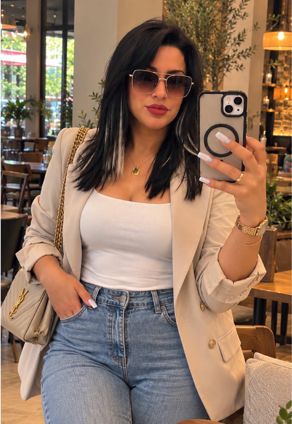 @Kılıç Kraliçesi