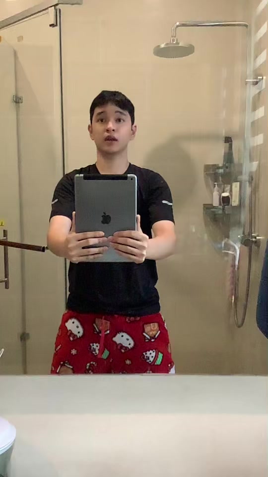 @Nam Ipad Kid 📱
