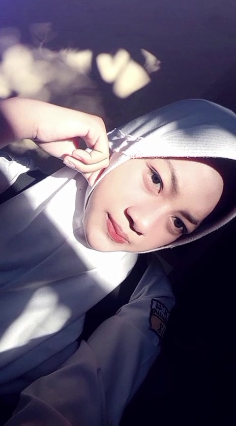 @fortyfourcantik