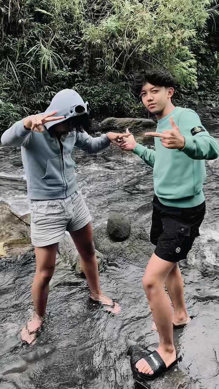 @𝘾 𝘼 𝙉 𝘿 𝙍 𝘼